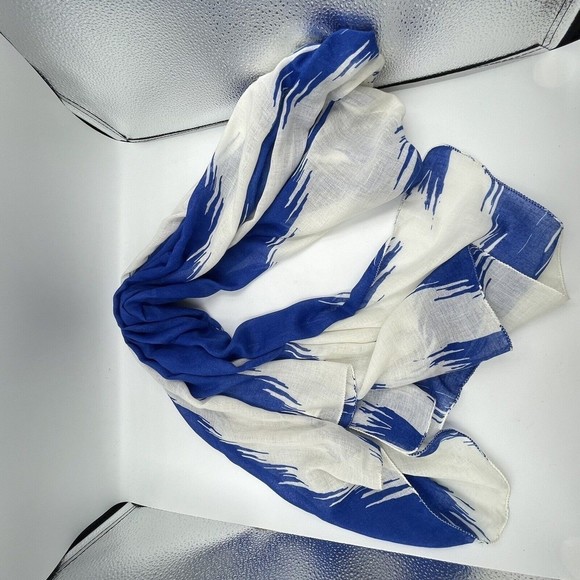Echo Unisex Scarf Blue White 76 in X 40 In New - Picture 7 of 14